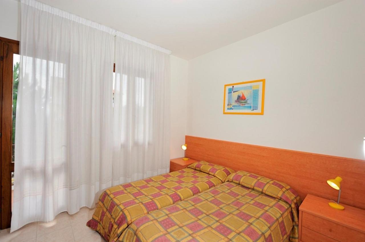 Amazing Villa With Private Garden In Bibione Esterno foto