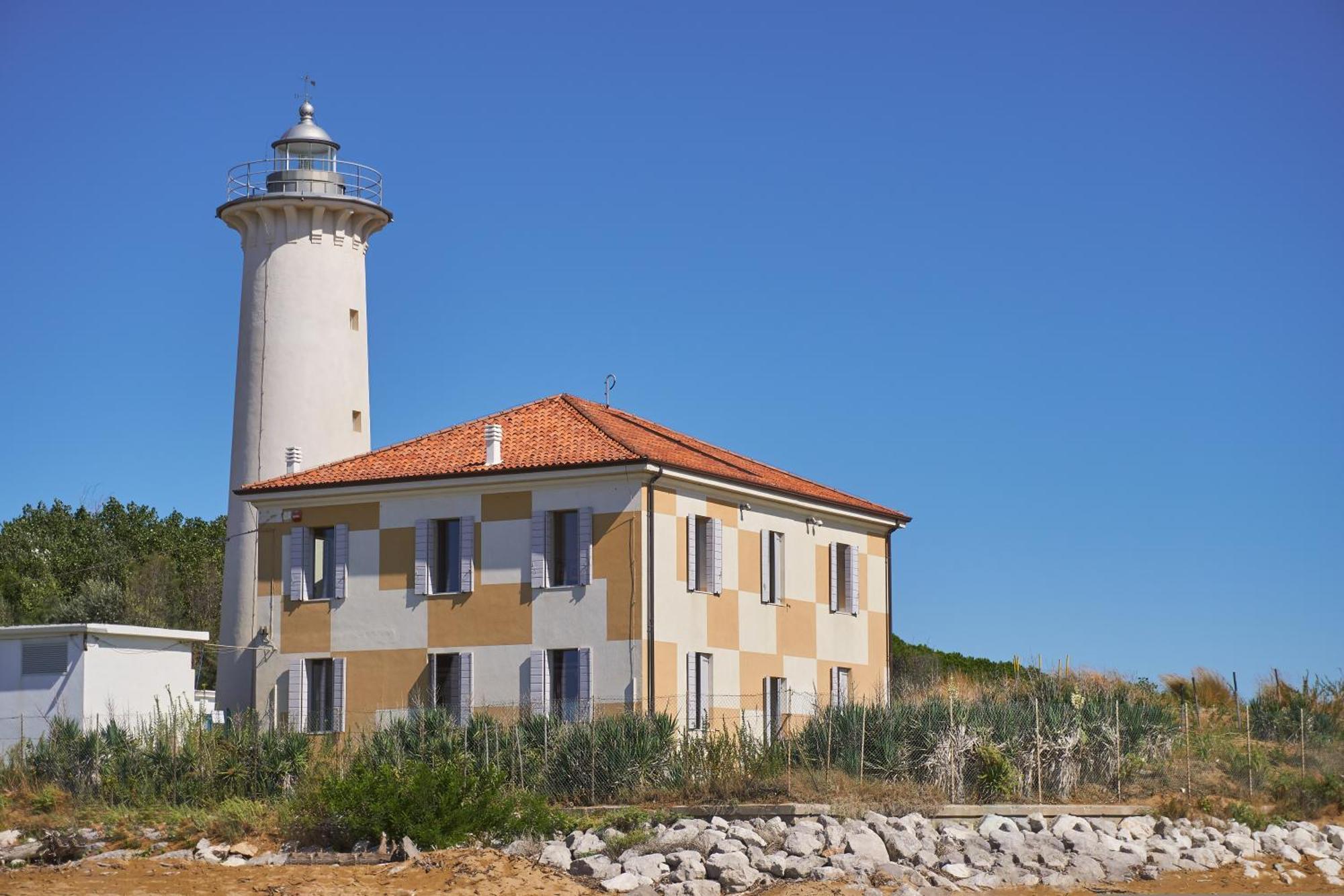 Amazing Villa With Private Garden In Bibione Esterno foto